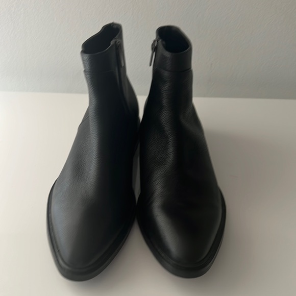 VIA SPIGA  Women's Ankle  Boot Black  US Size 8 - Picture 1 of 7